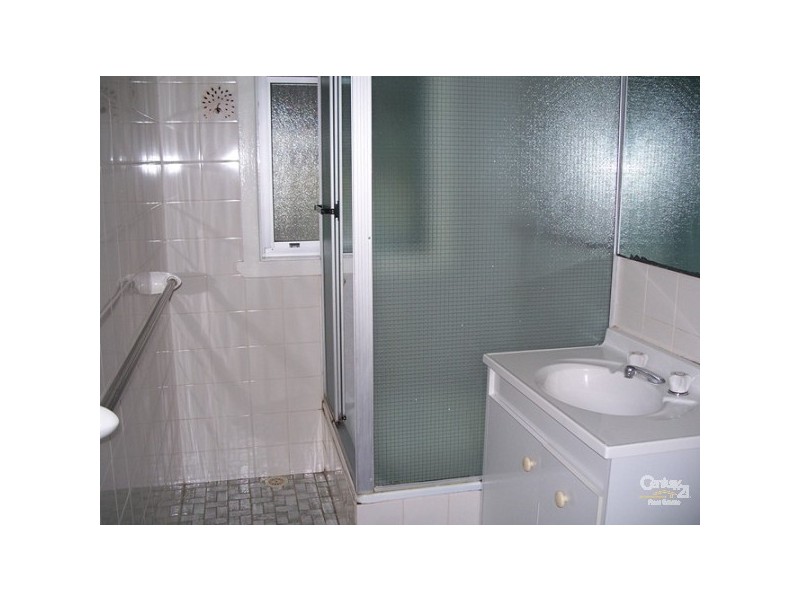 6 Hall Street, Belmont NSW 2280