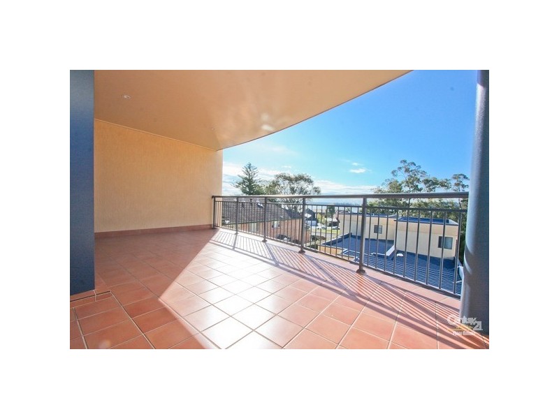 2/52A Allambee Place, Valentine NSW 2280