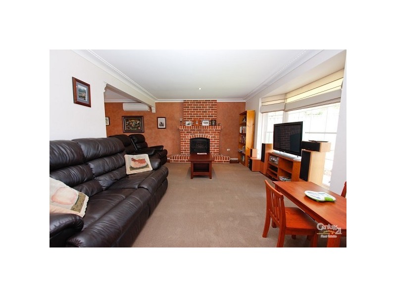 47 Regal Way, Valentine NSW 2280
