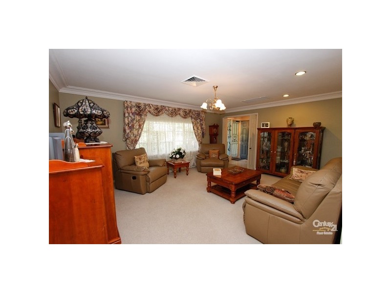 9 Gosforth Grove, Lakelands NSW 2282