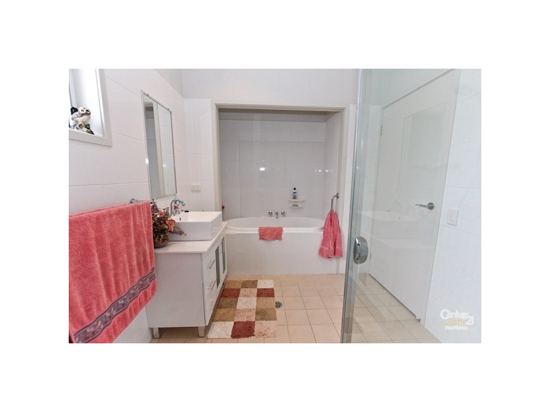 1/21 Seaman Avenue, Warners Bay NSW 2282