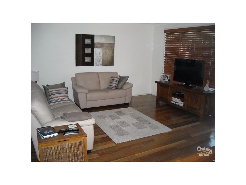 1/25 Rayford Street, Warners Bay NSW 2282