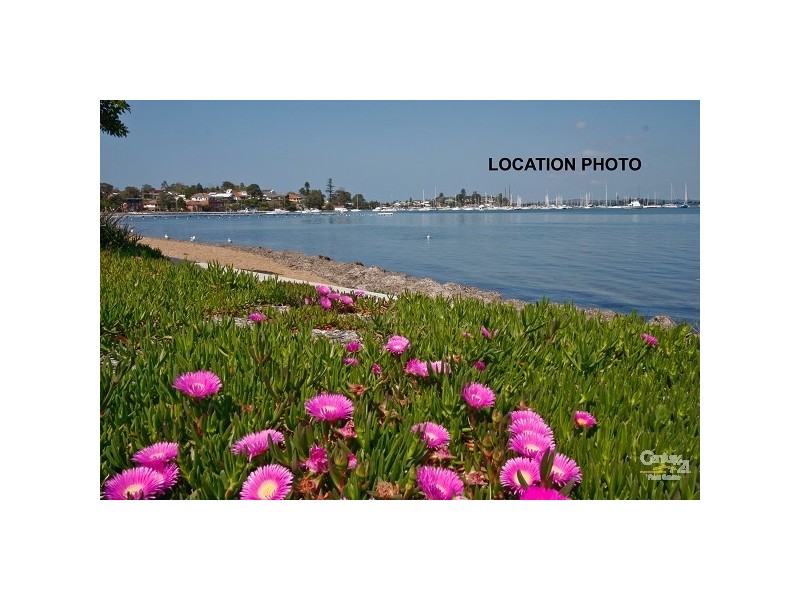 36 Brooks Parade, Belmont NSW 2280