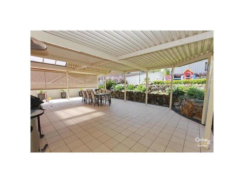 3 Bridgewater Close, Eleebana NSW 2282