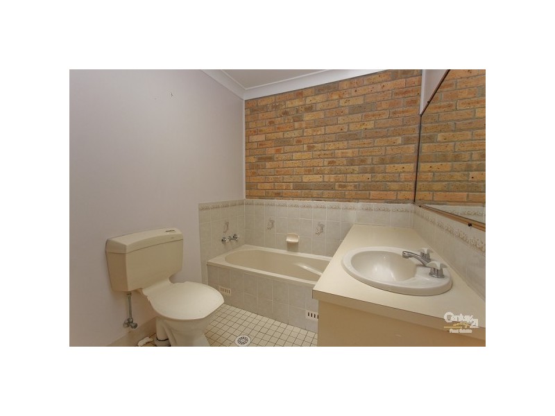 1/18 Buckingham Street, Valentine NSW 2280