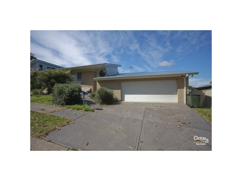 14 Castle Drive, Floraville NSW 2280