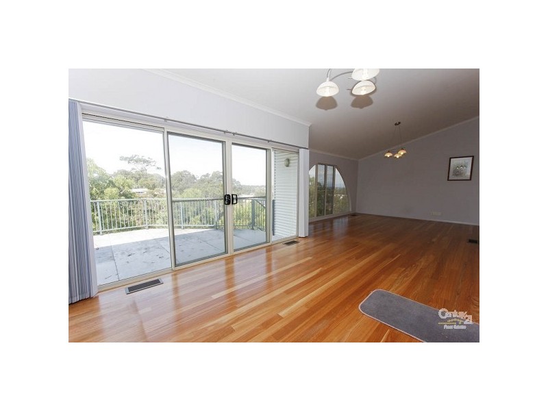 14 Castle Drive, Floraville NSW 2280