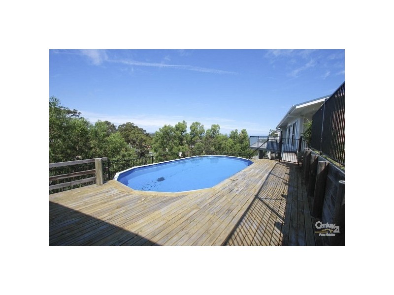14 Castle Drive, Floraville NSW 2280
