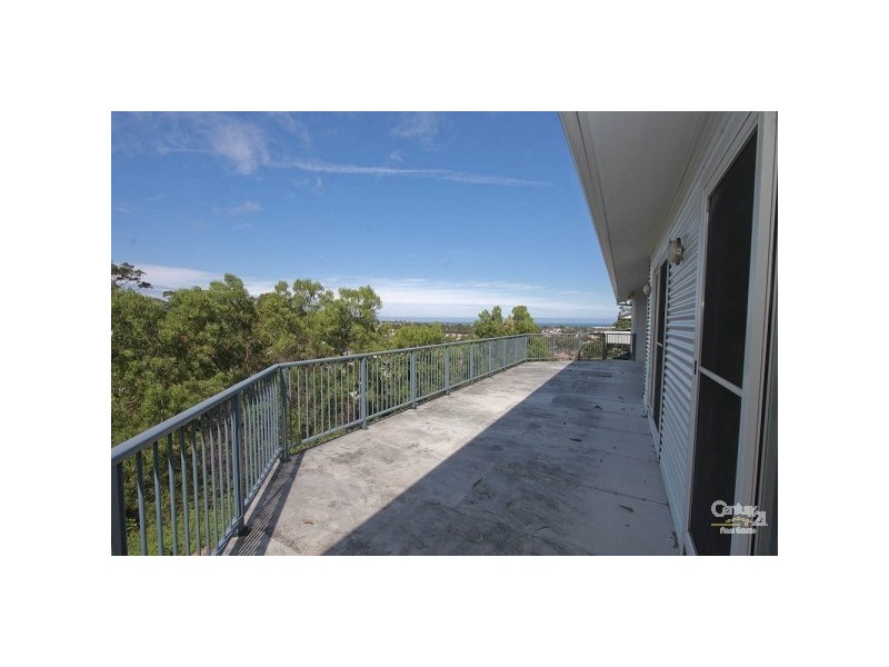 14 Castle Drive, Floraville NSW 2280