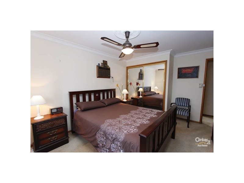65 Kestrel Avenue, Mount Hutton NSW 2290