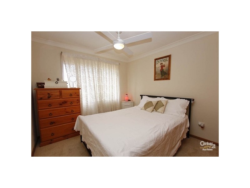 65 Kestrel Avenue, Mount Hutton NSW 2290