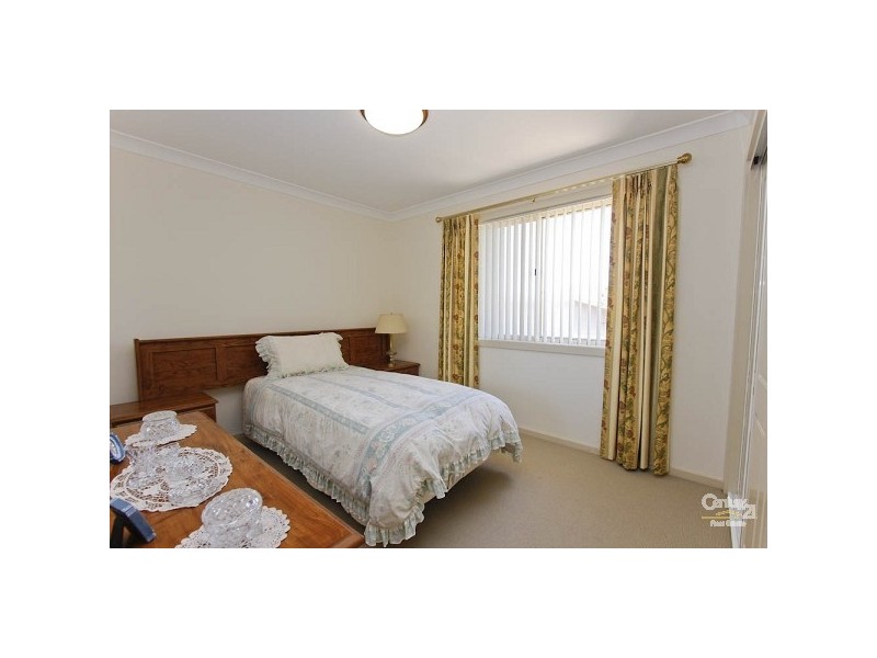 18 Phoenix Drive, Warners Bay NSW 2282