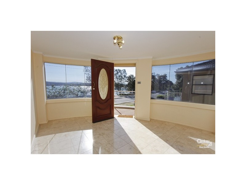 258 The Esplanade, Speers Point NSW 2284