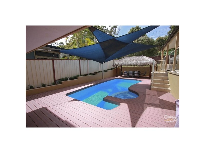 10 Barralong Street, Belmont North NSW 2280