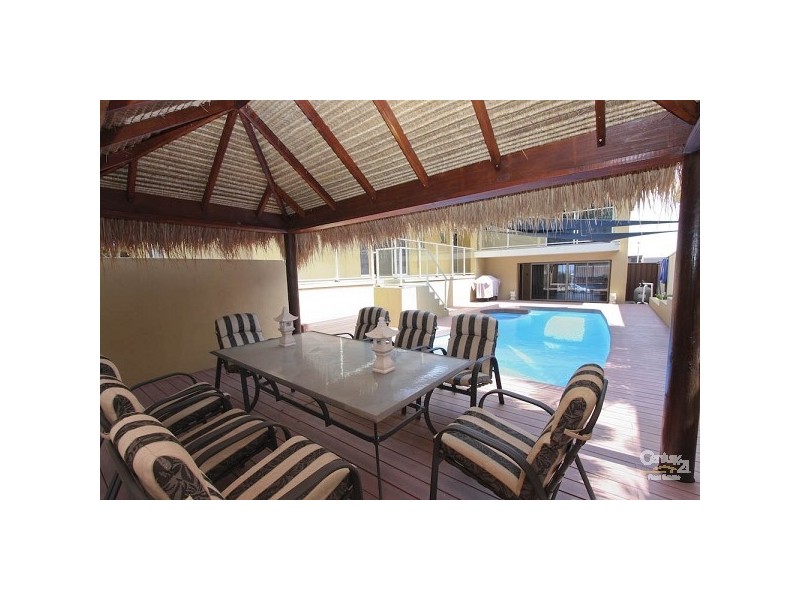 10 Barralong Street, Belmont North NSW 2280