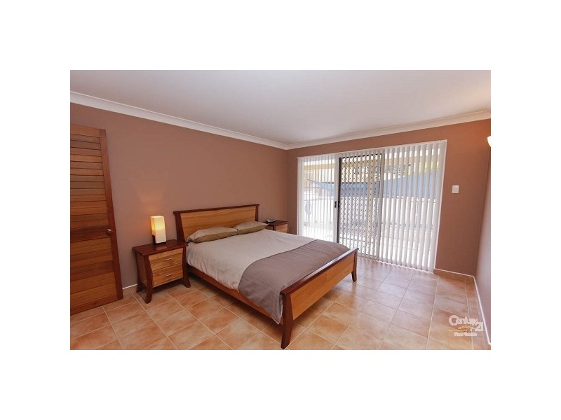 10 Barralong Street, Belmont North NSW 2280