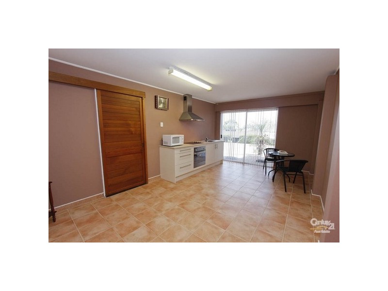 10 Barralong Street, Belmont North NSW 2280