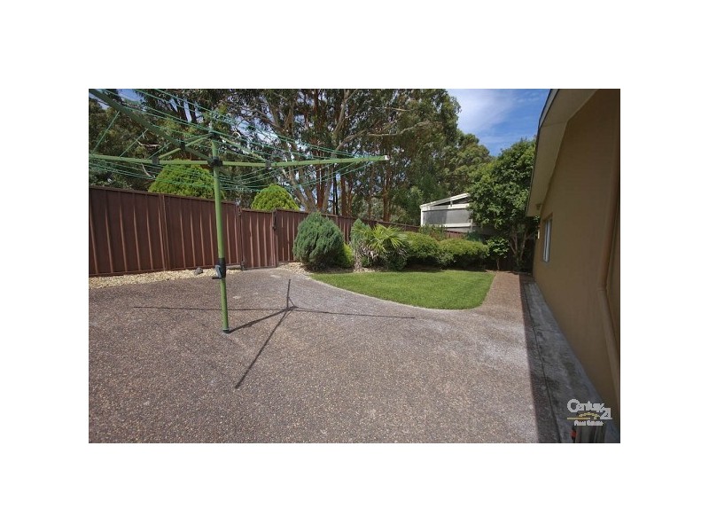 10 Barralong Street, Belmont North NSW 2280