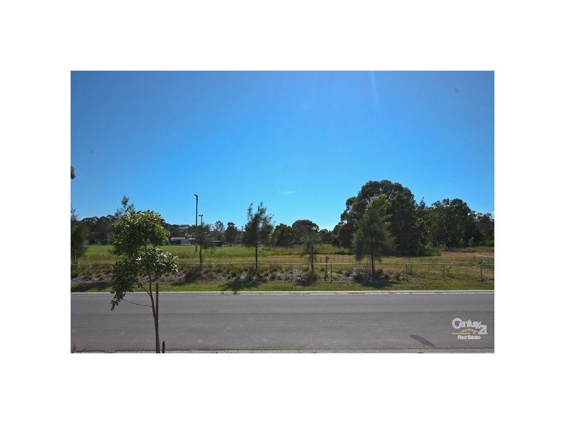 30 John Darling Avenue, Belmont North NSW 2280