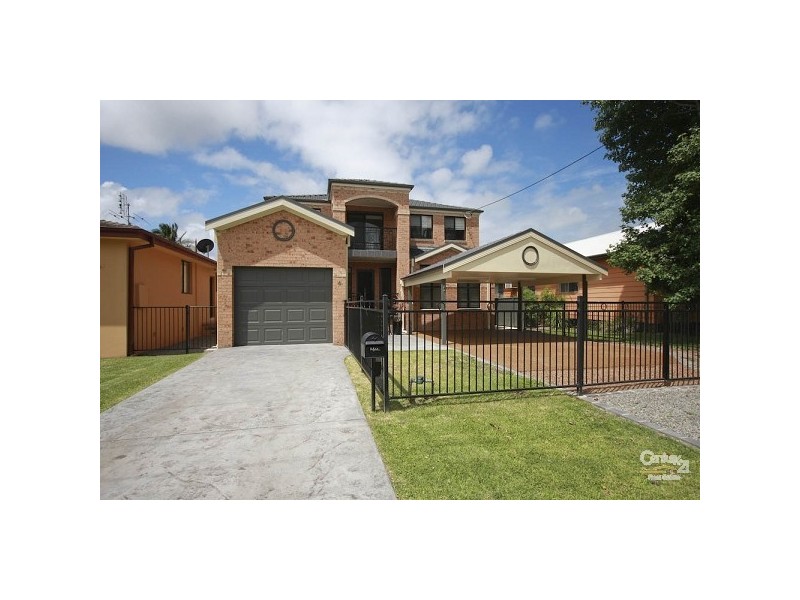 4 Charles Street, Warners Bay NSW 2282