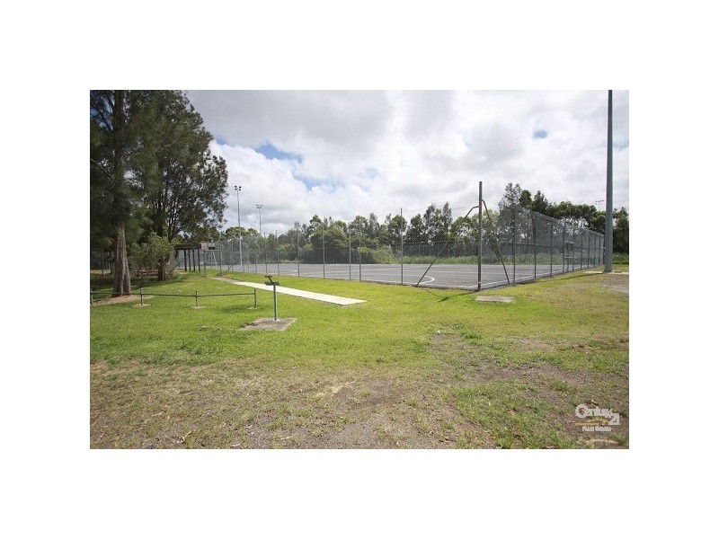 4 Charles Street, Warners Bay NSW 2282