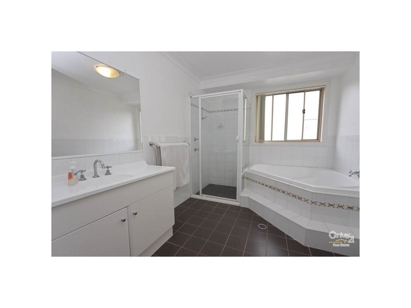 6 Wildwood Way, Valentine NSW 2280