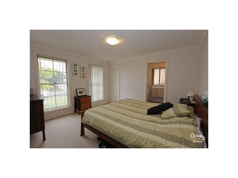 6 Wildwood Way, Valentine NSW 2280