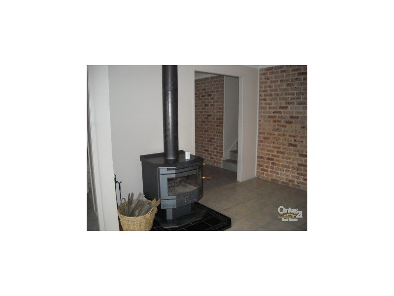 37 McElwee Drive, Tingira Heights NSW 2290