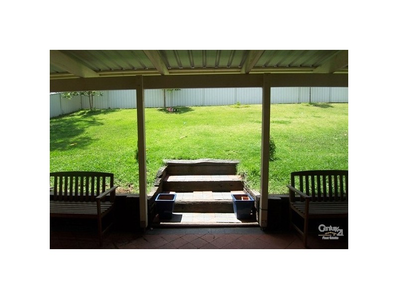 30 Suffolk Drive, Valentine NSW 2280