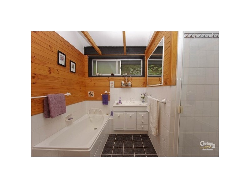 31 Moola Avenue, Valentine NSW 2280