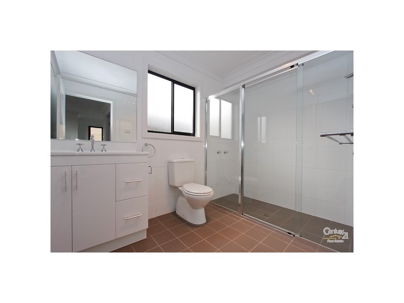1/43 Jones Avenue, Warners Bay NSW 2282