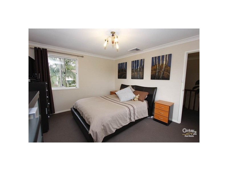 12 Keira Close, Valentine NSW 2280