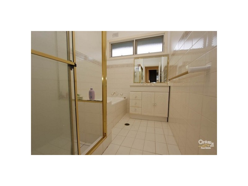 12 Keira Close, Valentine NSW 2280