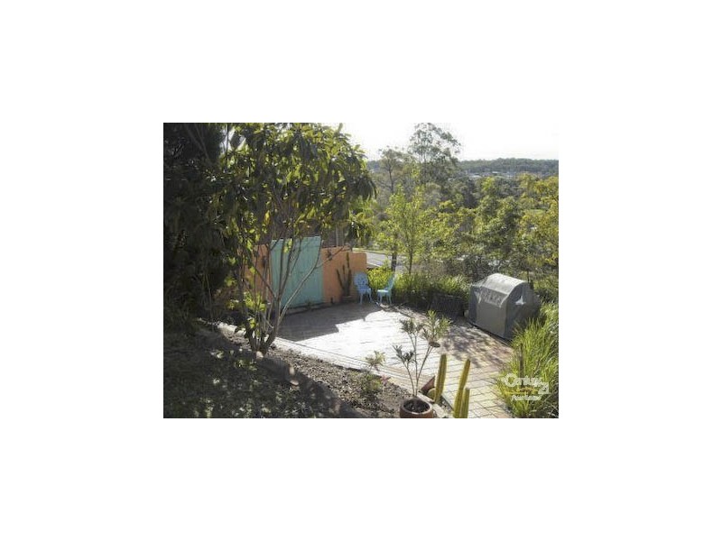 6 Suffolk Drive, Valentine NSW 2280