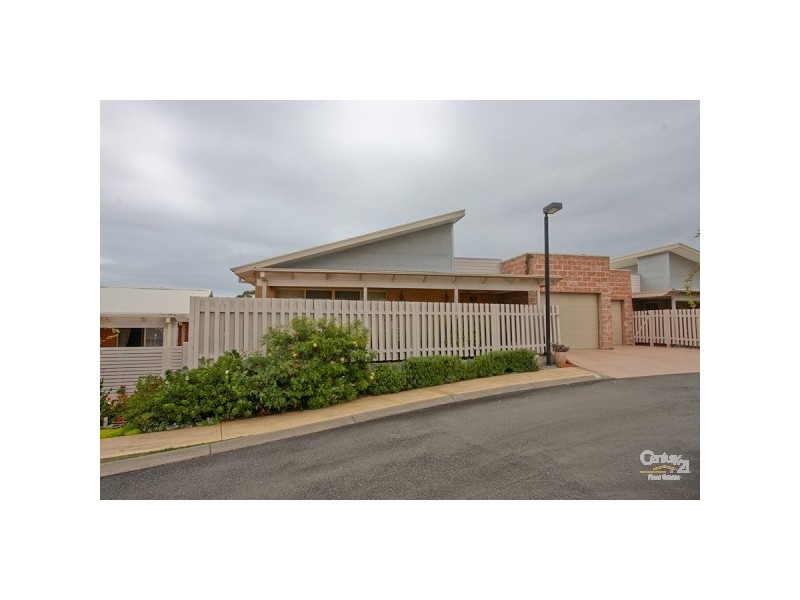 28 Phoenix Drive, Warners Bay NSW 2282