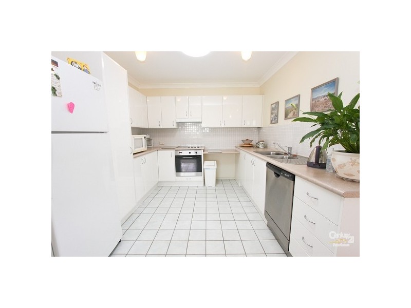28 Phoenix Drive, Warners Bay NSW 2282