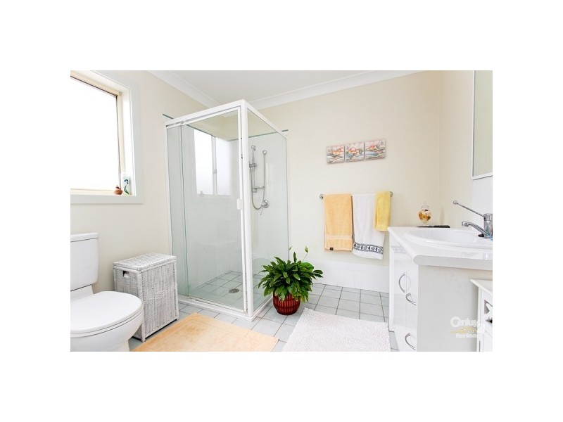 28 Phoenix Drive, Warners Bay NSW 2282
