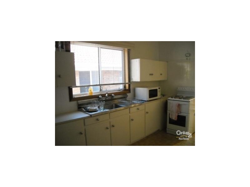 2 Pryors Lane, Warners Bay NSW 2282