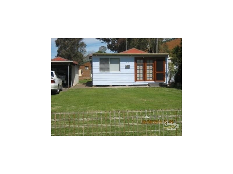 44 Emily Street, Marks Point NSW 2280