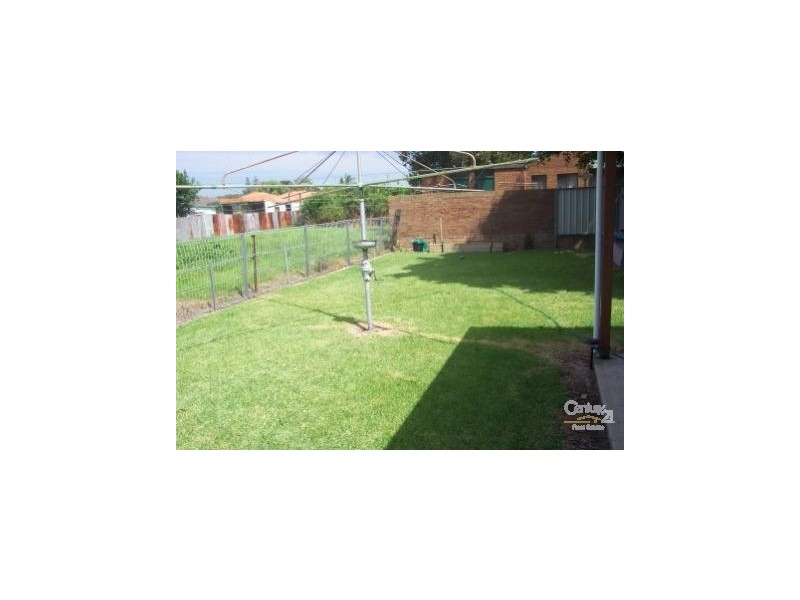 44 Emily Street, Marks Point NSW 2280