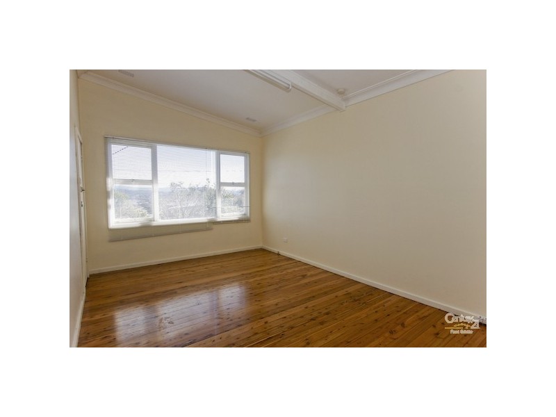 8 Farm Street, Speers Point NSW 2284