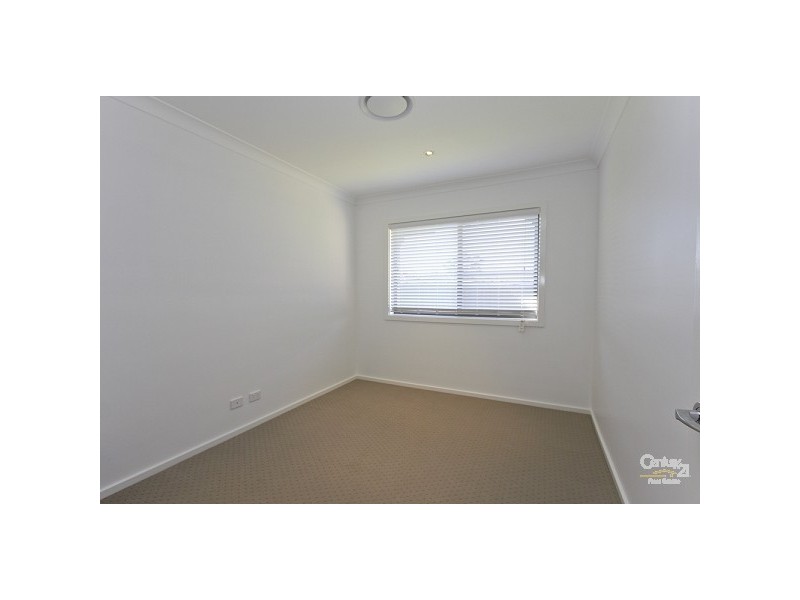 8 John Fallins Close, Belmont North NSW 2280