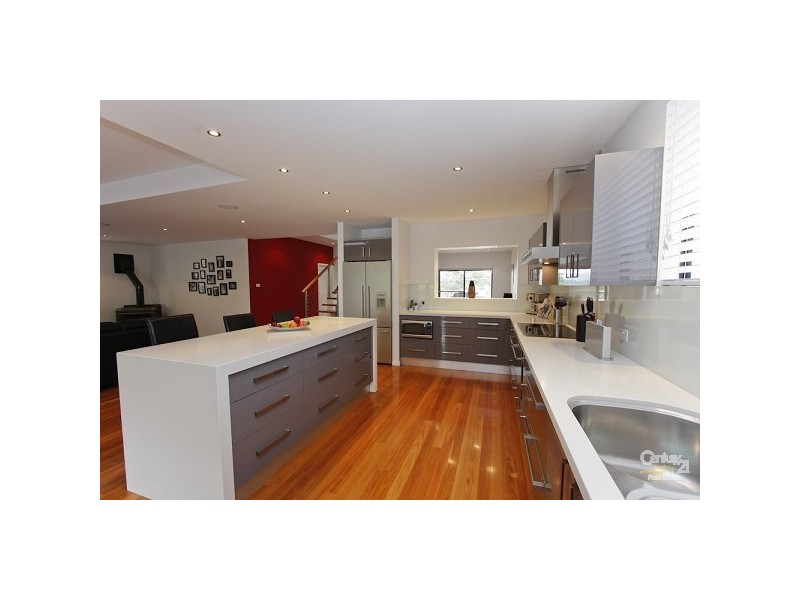 2 Farm Street, Speers Point NSW 2284