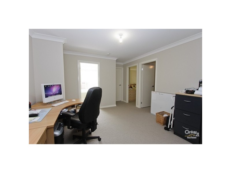 3 Lurnea Crescent, Valentine NSW 2280