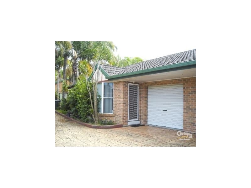 2/8 Dudley Road, Charlestown NSW 2290