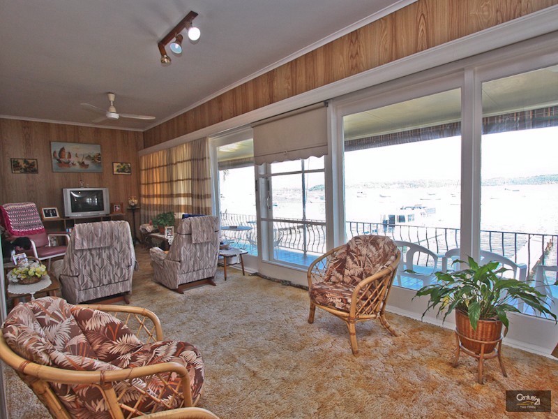 51 Dilkera Avenue, Valentine NSW 2280