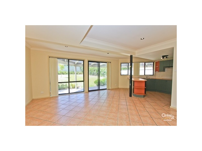 1 Seascape Drive, Redhead NSW 2290