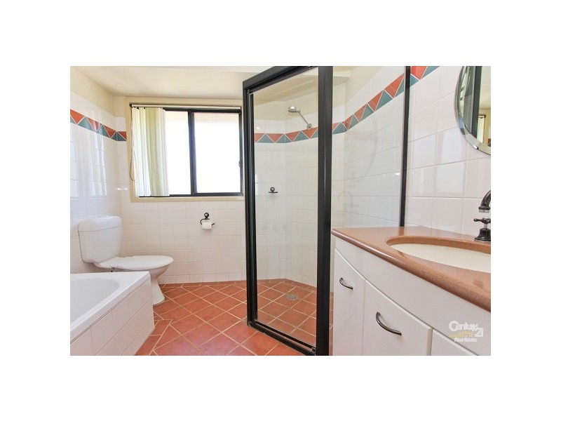 1 Seascape Drive, Redhead NSW 2290