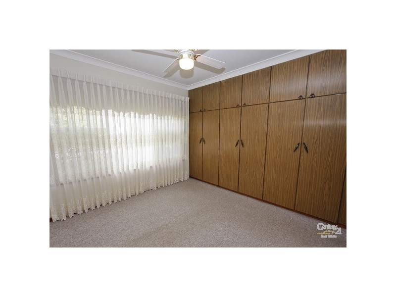 7 Berringar Road, Valentine NSW 2280