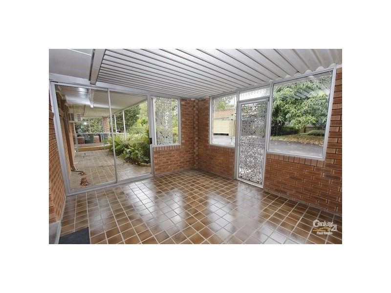 7 Berringar Road, Valentine NSW 2280